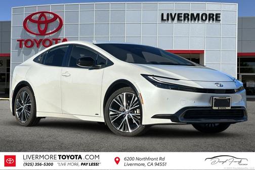 2024 Toyota Prius XLE