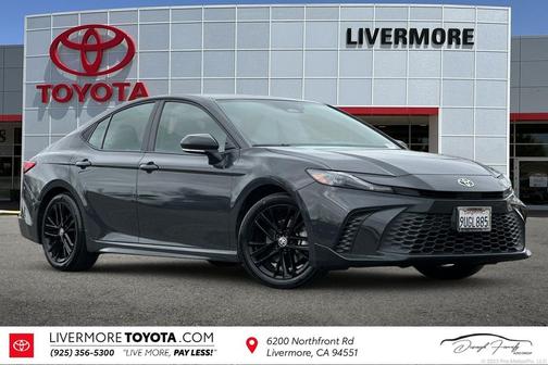 2025 Toyota Camry SE