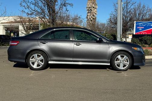 2011 Toyota Camry SE