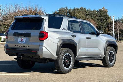 2025 Toyota 4Runner TRD Off Road