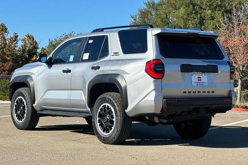 2025 Toyota 4Runner TRD Off Road
