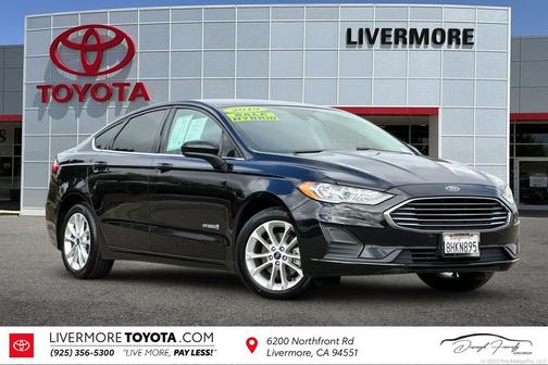 Agate Black 2019 Ford Fusion Hybrid SE