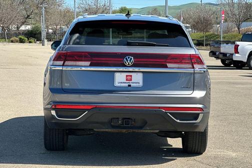 2024 Volkswagen Atlas Cross Sport 2.0T SE w/Technology 4MOTION