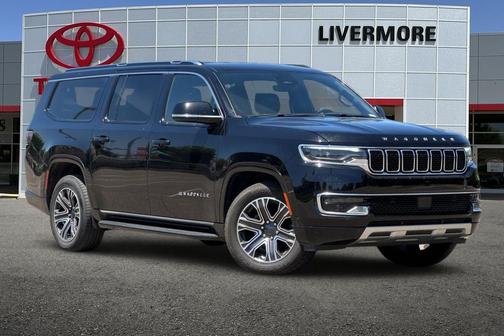 Diamond Black Crystal Pearlcoat 2024 Jeep Wagoneer L Series II 4x4