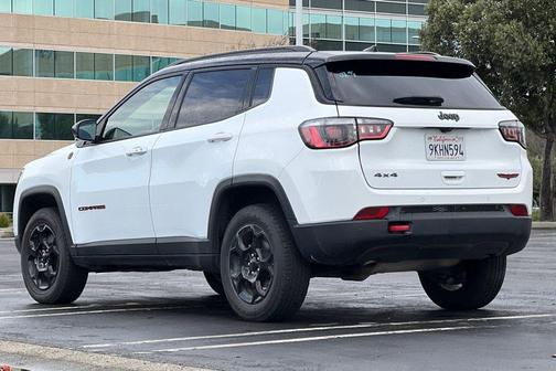 2024 Jeep Compass Trailhawk