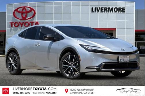 2025 Toyota Prius XLE