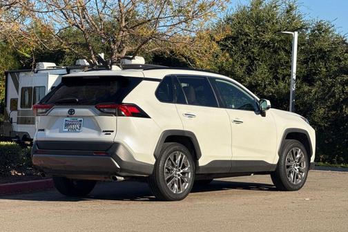 2020 Toyota RAV4 Limited