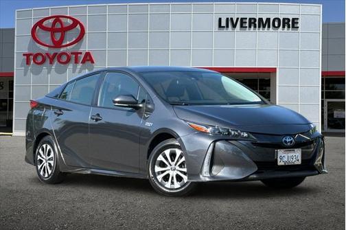2022 Toyota Prius Prime XLE