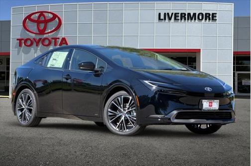 2025 Toyota Prius XLE