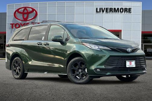 2025 Toyota Sienna Woodland Edition