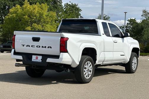 Ice Cap 2025 Toyota Tacoma SR5