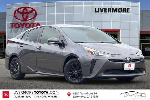 2019 Toyota Prius LE