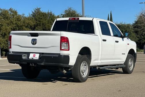 2019 RAM 2500 Tradesman Crew Cab 4x2 6'4' Box