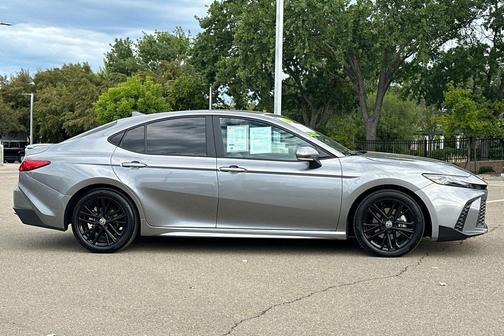 Heavy Metal 2025 Toyota Camry SE