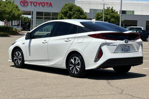Blizzard Pearl 2019 Toyota Prius Prime Premium