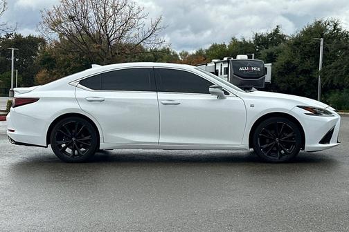 2022 Lexus ES 350 F Sport