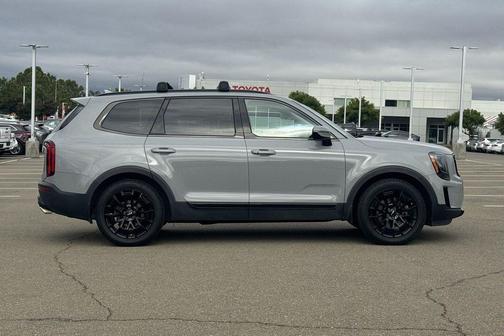 Wolf Gray 2022 Kia Telluride SX