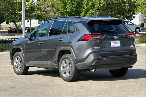 2023 Toyota RAV4 Hybrid LE