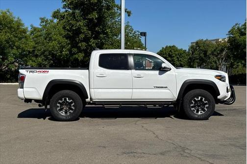 2022 Toyota Tacoma TRD Off Road