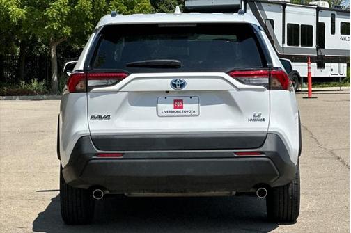 2023 Toyota RAV4 Hybrid LE