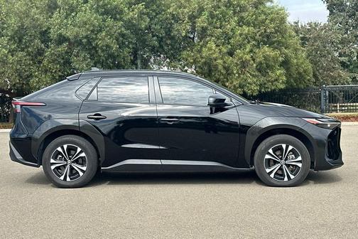 2023 Toyota bZ4X XLE