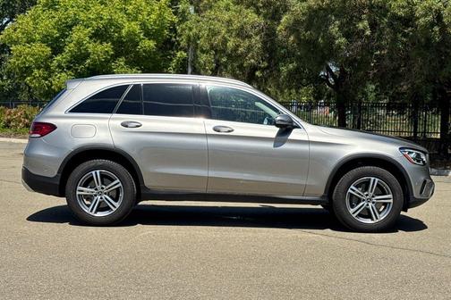 Silver 2022 Mercedes-Benz GLC 300 4MATIC