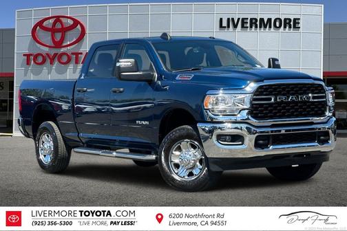 2024 RAM 2500 Big Horn Crew Cab 4x4 6'4' Box