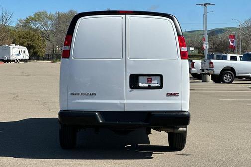 2023 GMC Savana 2500 Work Van