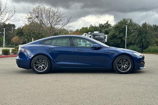 2021 Tesla Model S Long Range