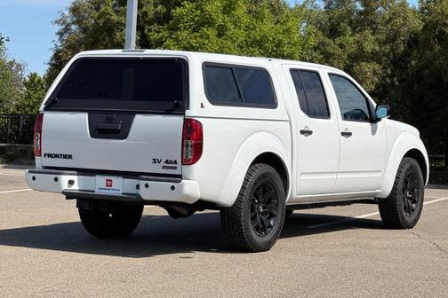 Glacier White 2020 Nissan Frontier SV