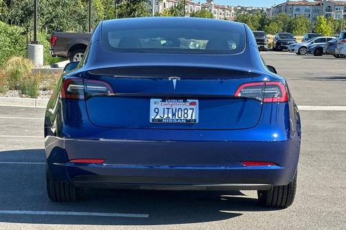 Deep Blue Metallic 2023 Tesla Model 3 Standard Range