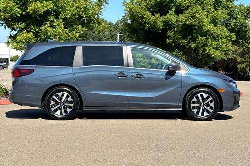 Blue 2025 Honda Odyssey EX-L