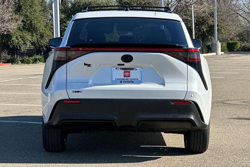 2026 Toyota bZ XLE Plus