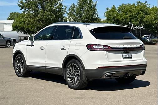 2020 Lincoln Nautilus Reserve