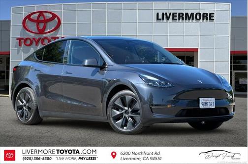 2025 Tesla Model Y Long Range Dual Motor All-Wheel Drive