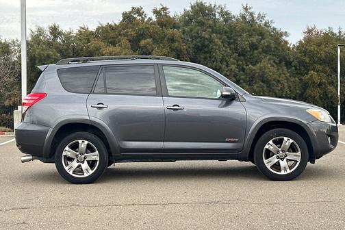 2011 Toyota RAV4 Sport