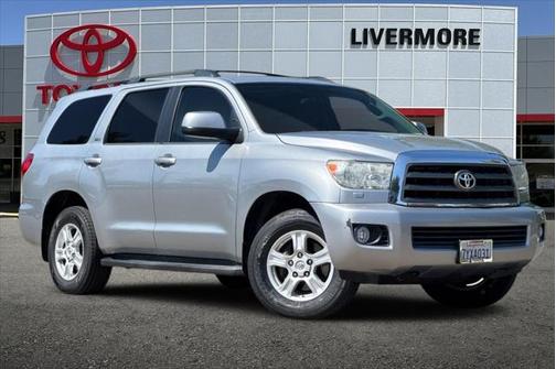 2016 Toyota Sequoia SR5