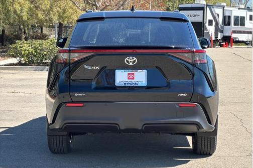 2025 Toyota bZ4X XLE