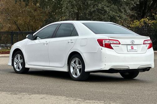 2013 Toyota Camry SE