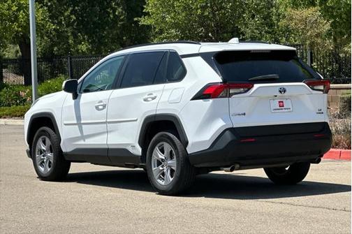 2023 Toyota RAV4 Hybrid LE