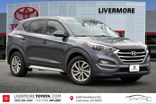 2017 Hyundai TUCSON SE