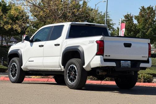 2024 Toyota Tacoma TRD Off Road