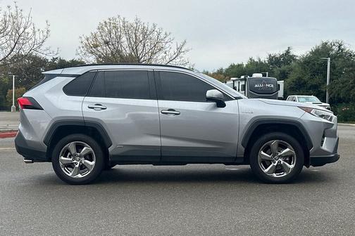 2021 Toyota RAV4 Hybrid XLE Premium