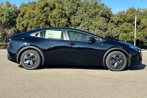 Midnight Black Metallic 2026 Toyota Prius Plug-In Hybrid SE
