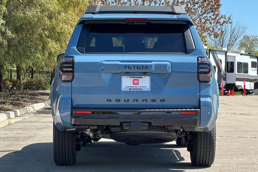 2025 Toyota 4Runner TRD Off Road