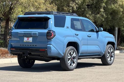 2025 Toyota 4Runner TRD Off Road