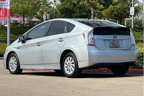 2014 Toyota Prius Plug-in Advanced
