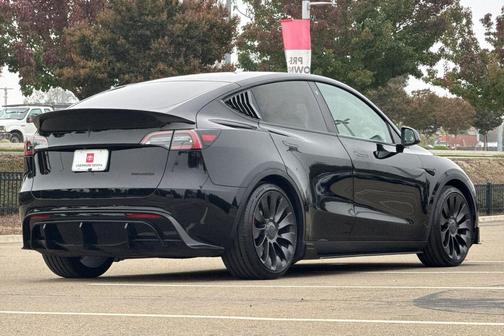 2022 Tesla Model Y Performance Dual Motor All-Wheel Drive