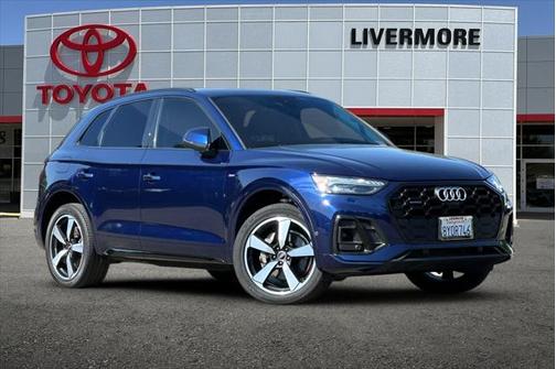 2022 Audi Q5 45 S line Prestige