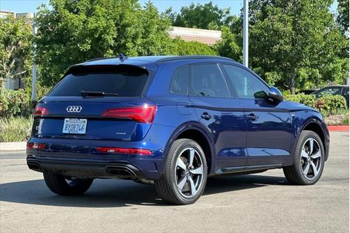2022 Audi Q5 45 S line Prestige